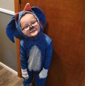 Meet your Posher, Levi